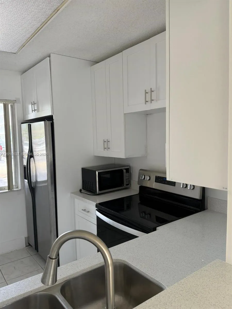 8700 N Sherman Cir # 108, Miramar FL 33025