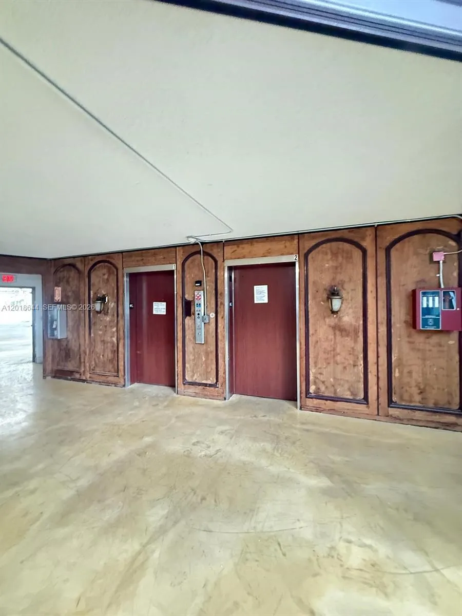 2025 NE 164th St # 818, North Miami Beach FL 33162