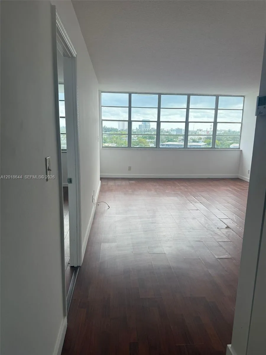 2025 NE 164th St # 818, North Miami Beach FL 33162