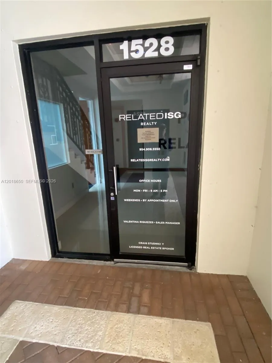 1500 Weston Rd, Weston FL 33326