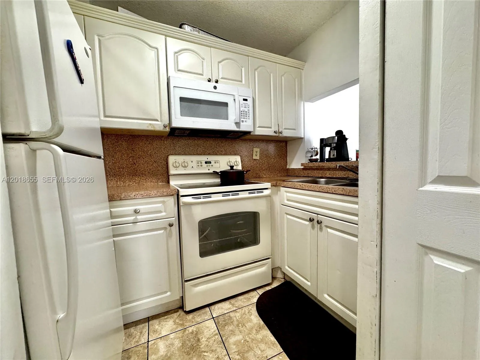 8145 NW 7th St # 404, Miami FL 33126