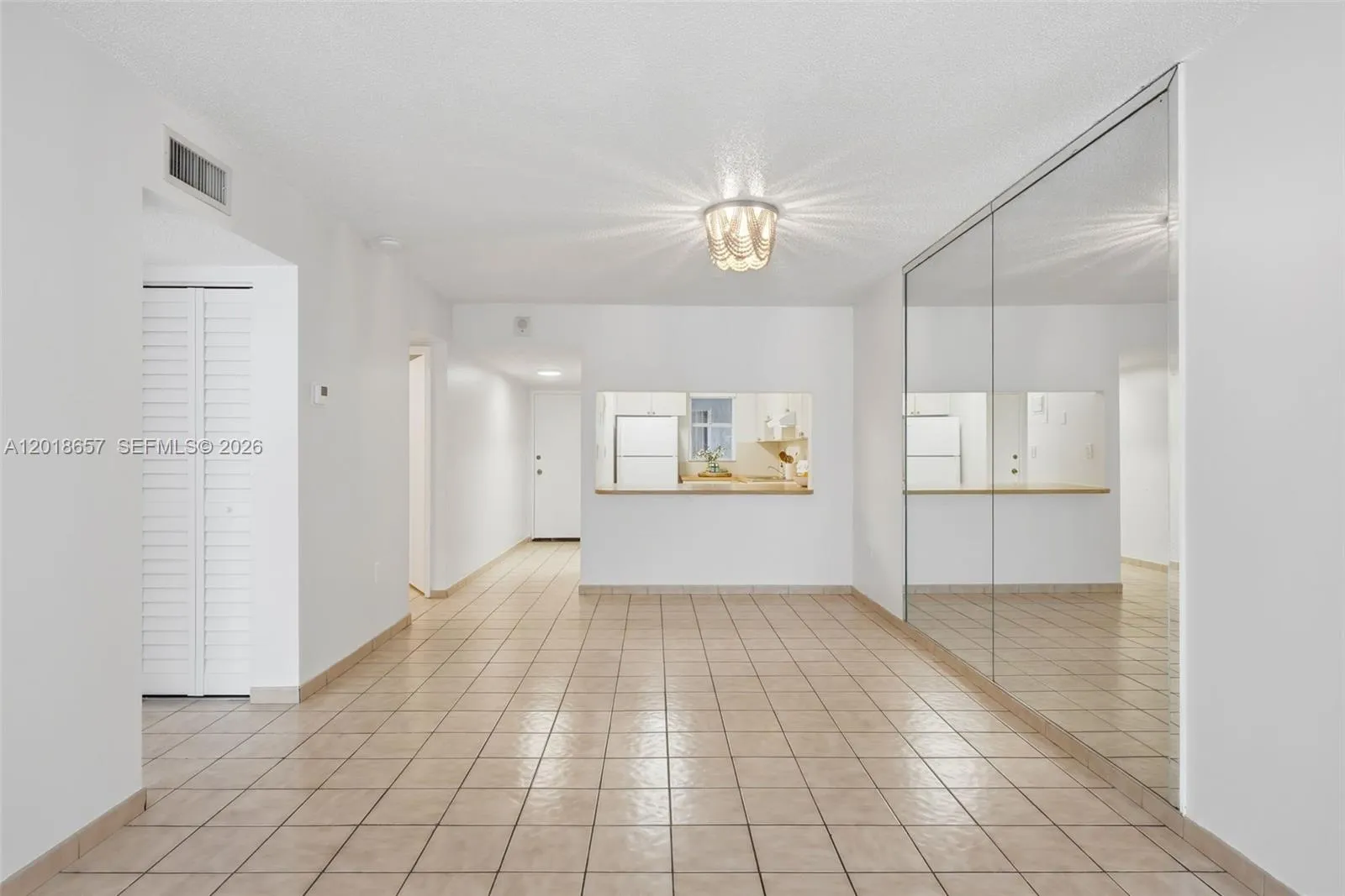 305 W 68th St # 206, Hialeah FL 33014