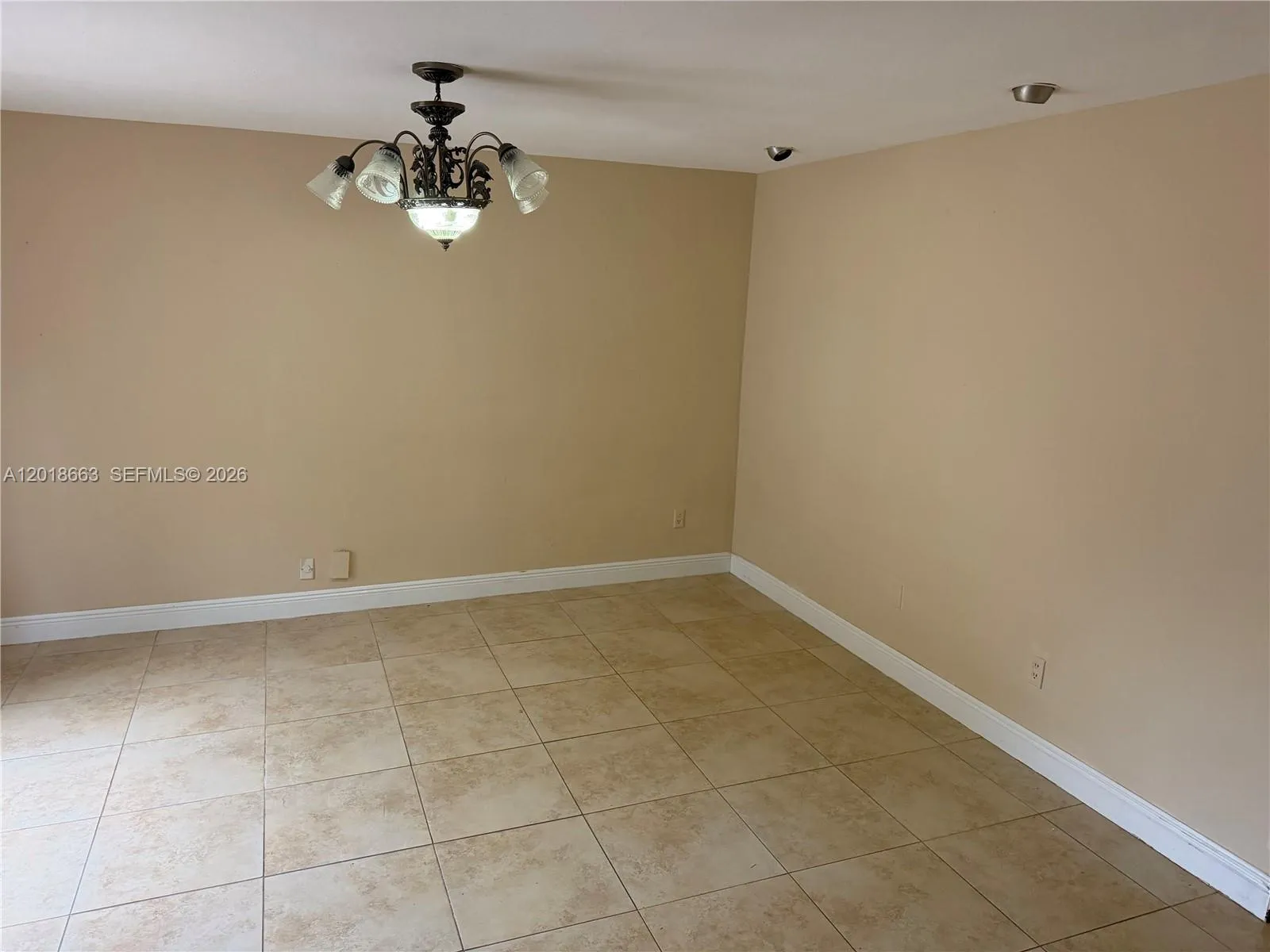 9127 SW 96th Ave, Miami FL 33176