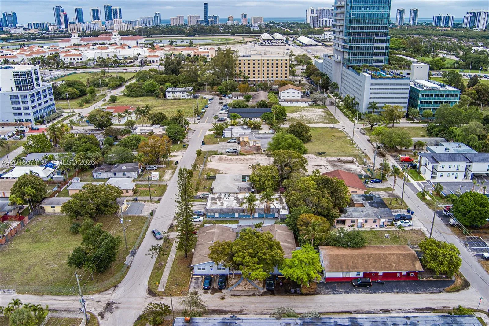 923 SE 2nd Ave # 4, Hallandale Beach FL 33009