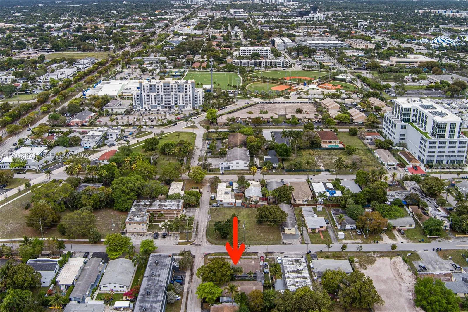 923 SE 2nd Ave # 4, Hallandale Beach FL 33009