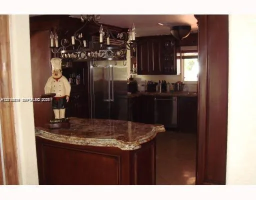 12425 SW 43rd St, Miami FL 33175
