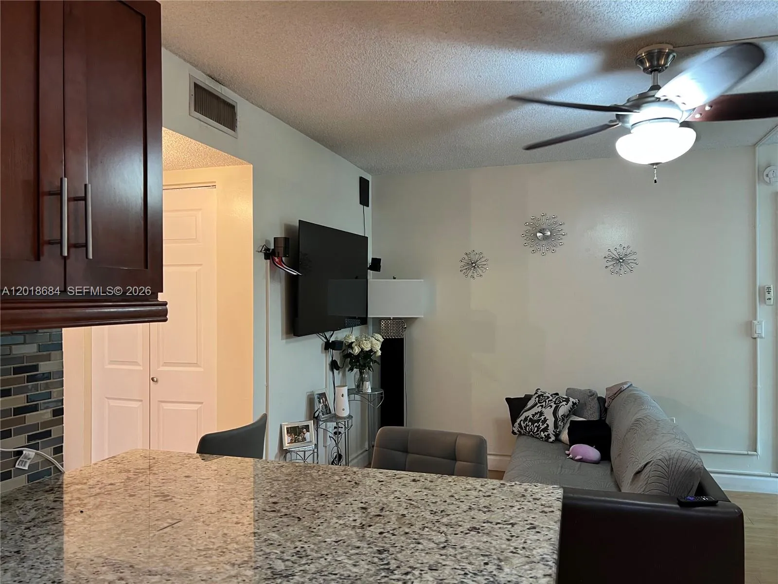 2075 SW 122nd Ave # 207, Miami FL 33175