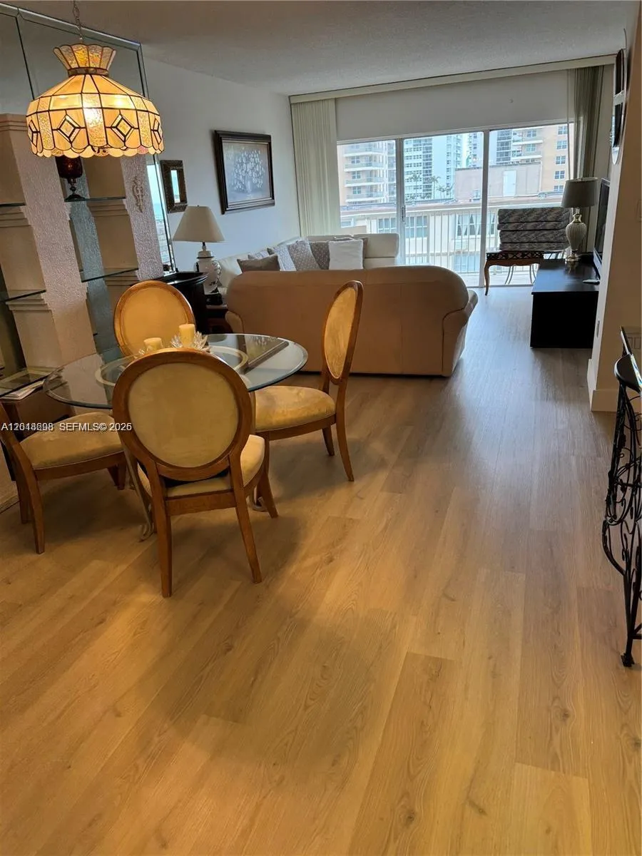 1950 S Ocean Dr # 4D, Hallandale Beach FL 33009