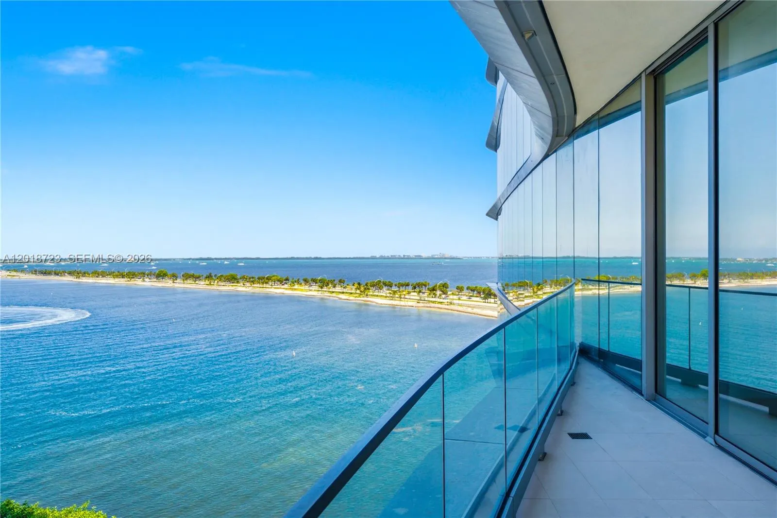 2 bedroom 2 bath for sale at 175 SE 25 RD # 804, Miami FL 33129