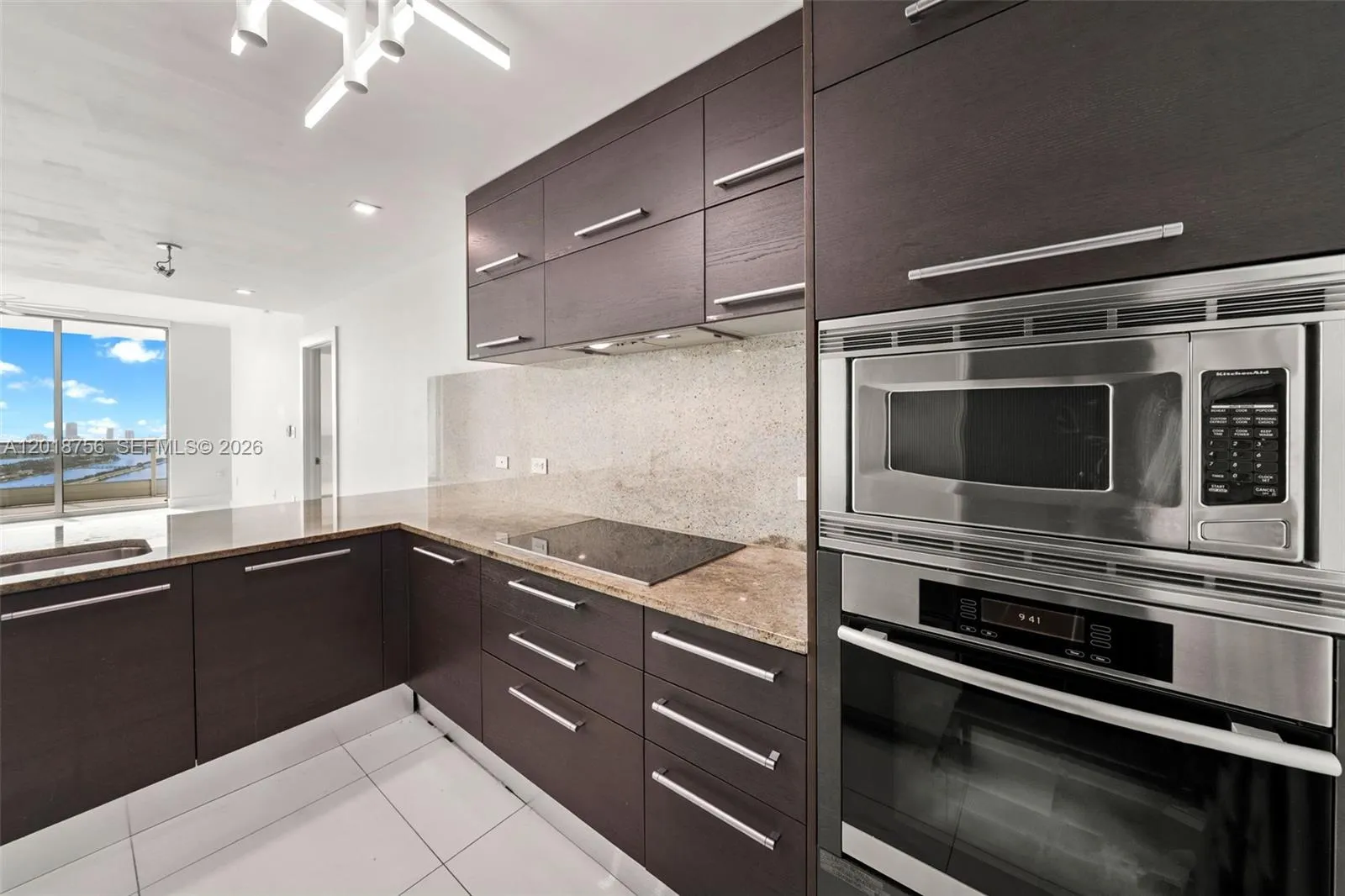 900 Biscayne Blvd # 5602, Miami FL 33132