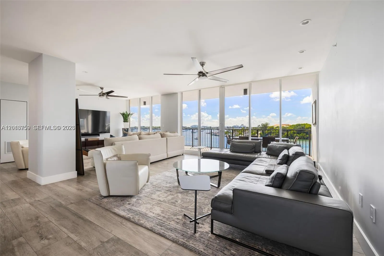 1000 Venetian Way # 502, Miami FL 33139