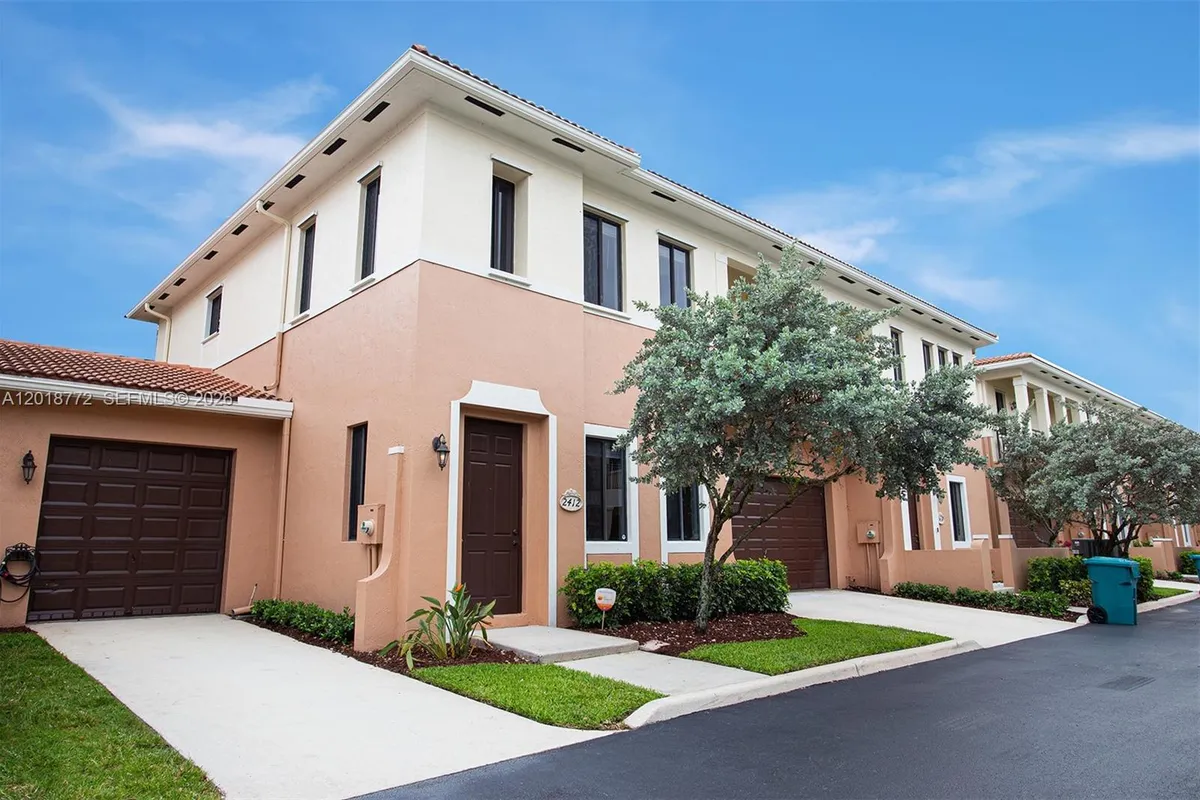 2412 Venetian Way # 2412, Boynton Beach FL 33426