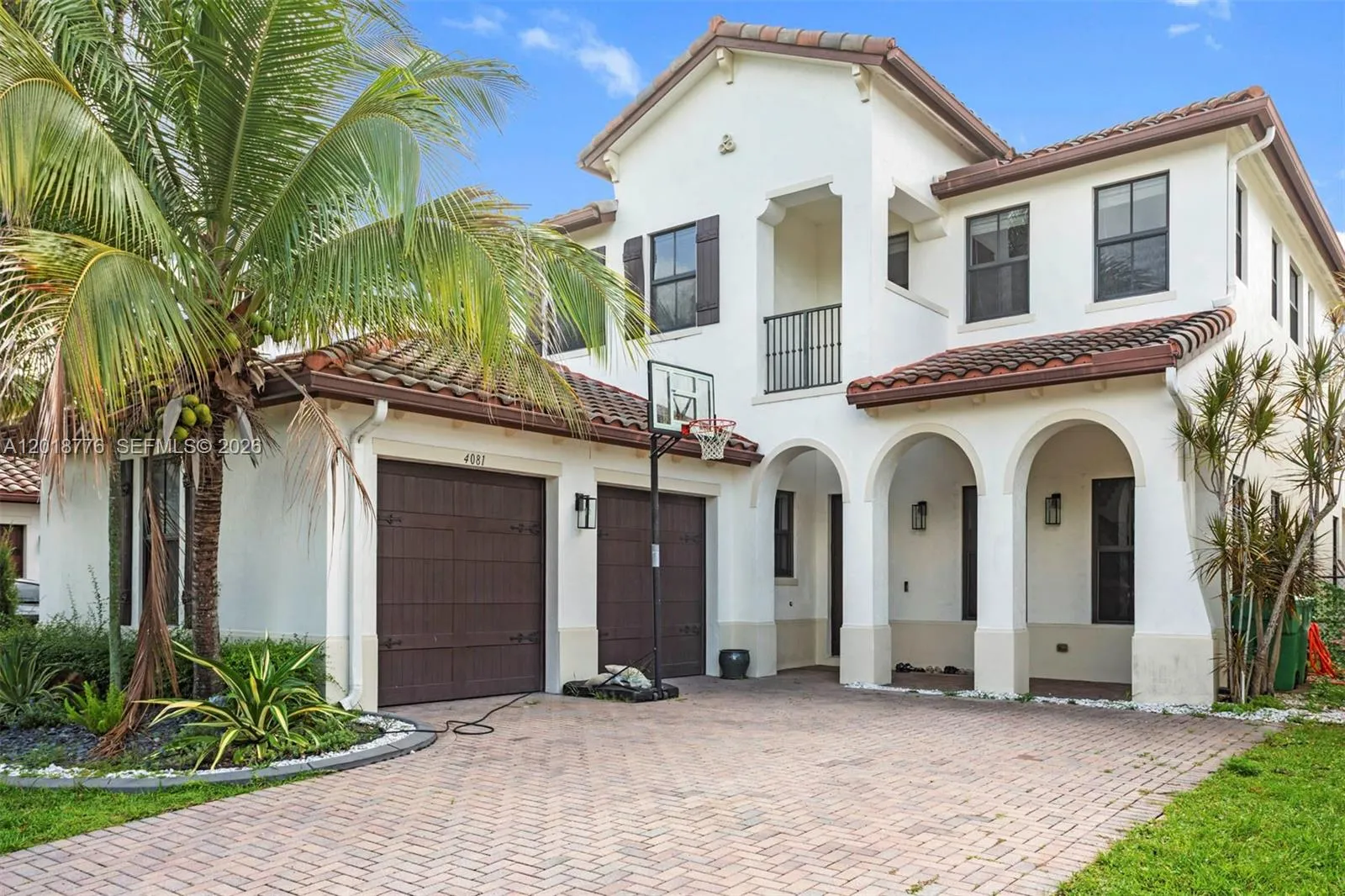 4 bedroom 3 bath for sale at 4081 NW 85th Dr, Cooper City FL 33024