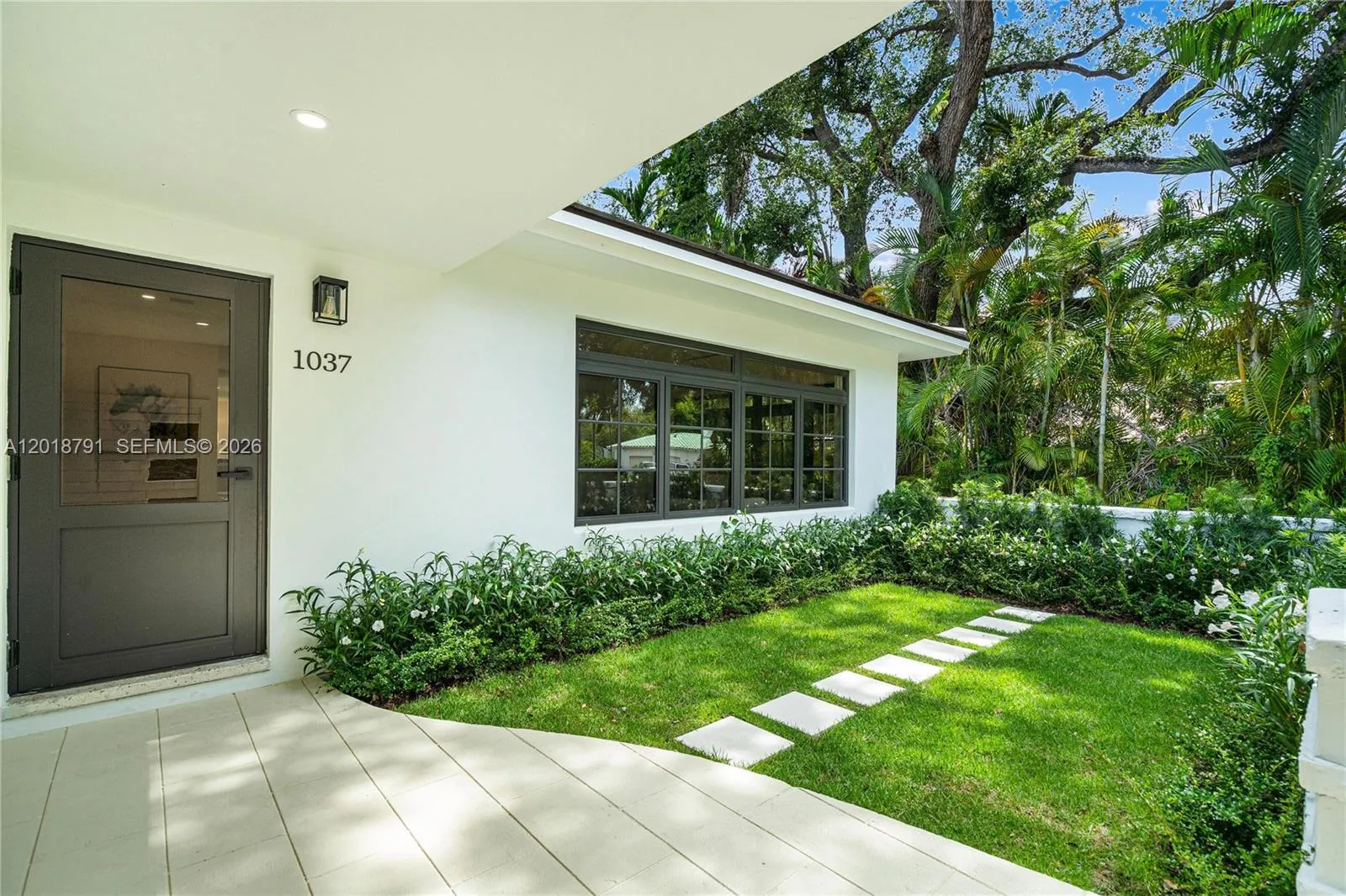 1037 Sevilla Ave, Coral Gables FL 33134