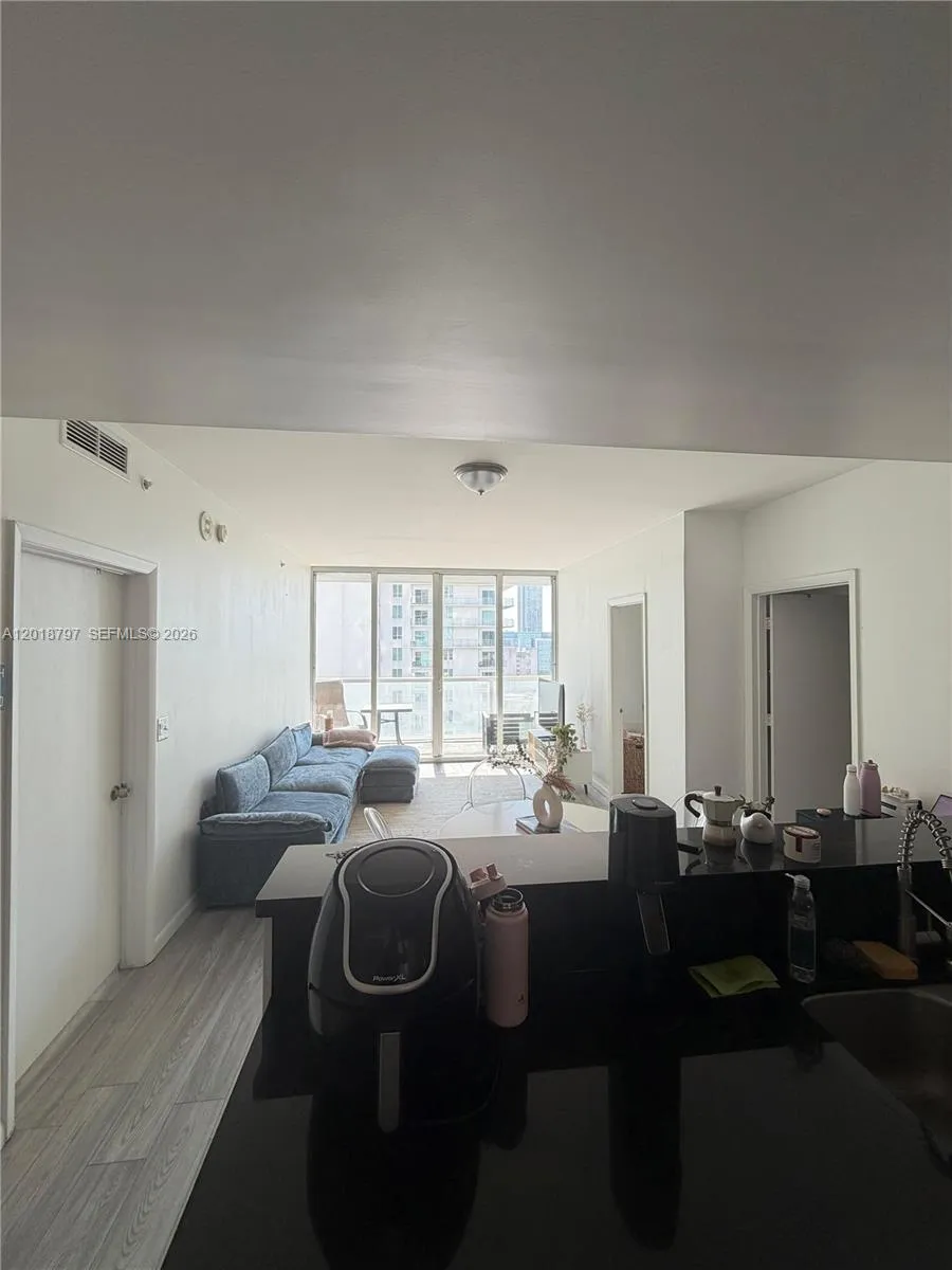 244 Biscayne Blvd # 1910, Miami FL 33132