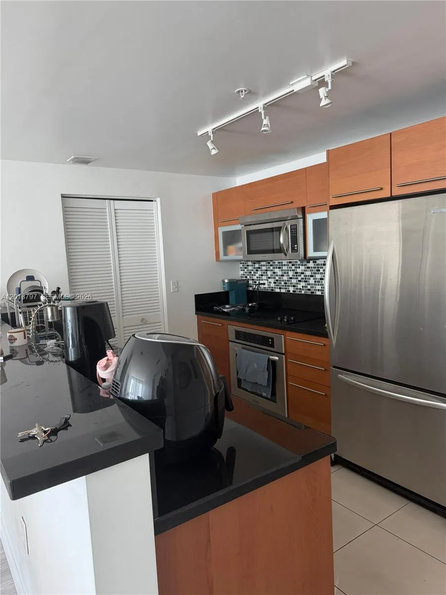 244 Biscayne Blvd # 1910, Miami FL 33132