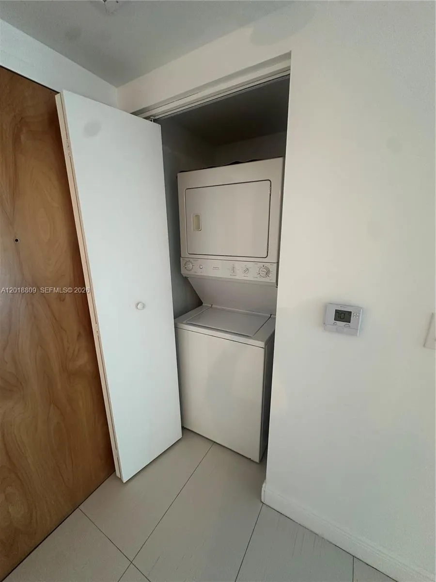 350 S Miami Ave # 2008, Miami FL 33130