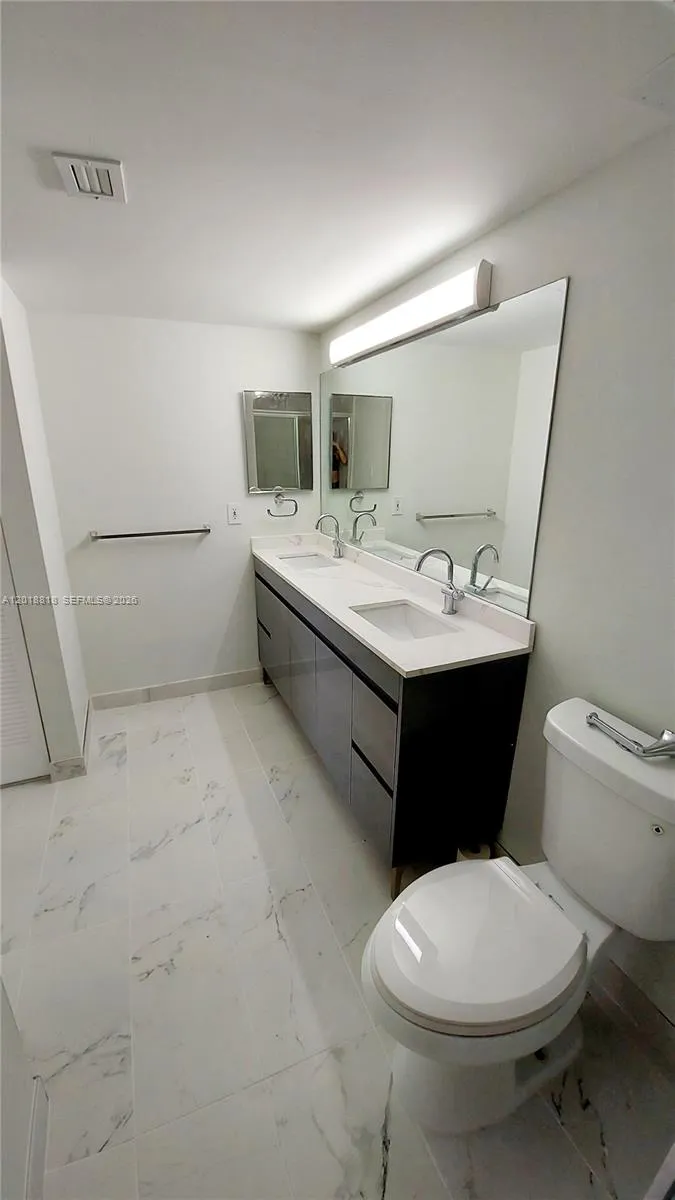 3300 NE 192nd St # 808, Aventura FL 33180