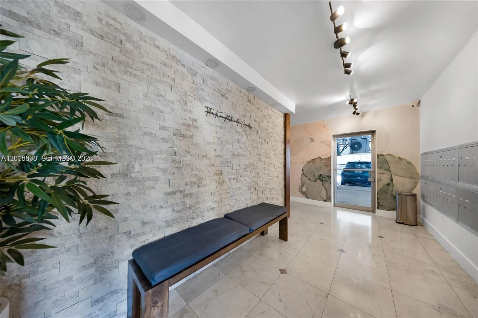 7133 Bay Dr # 1, Miami Beach FL 33141