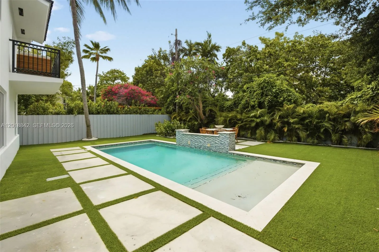 725 NE 76th St, Miami FL 33138
