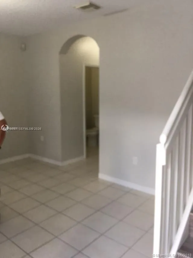 16614 NW 72nd Pl, Miami Lakes FL 33014
