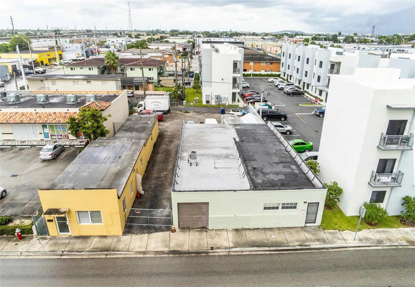2250 Palm Ave, Hialeah FL 33010
