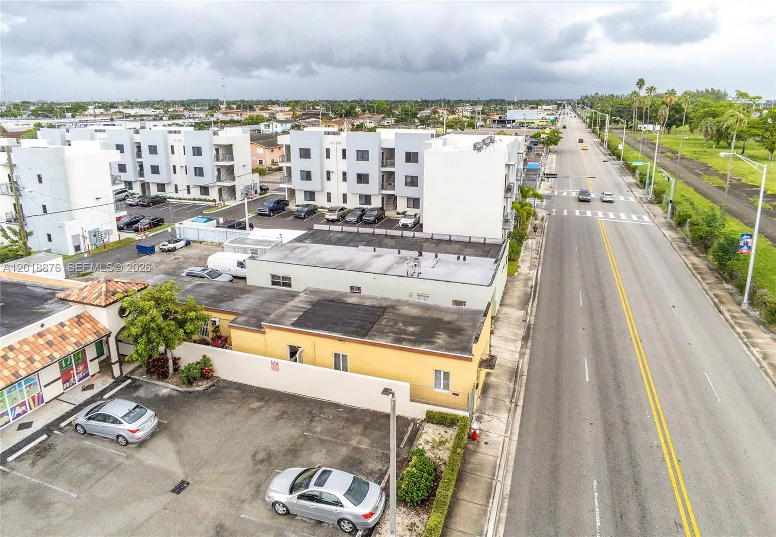 2250 Palm Ave, Hialeah FL 33010