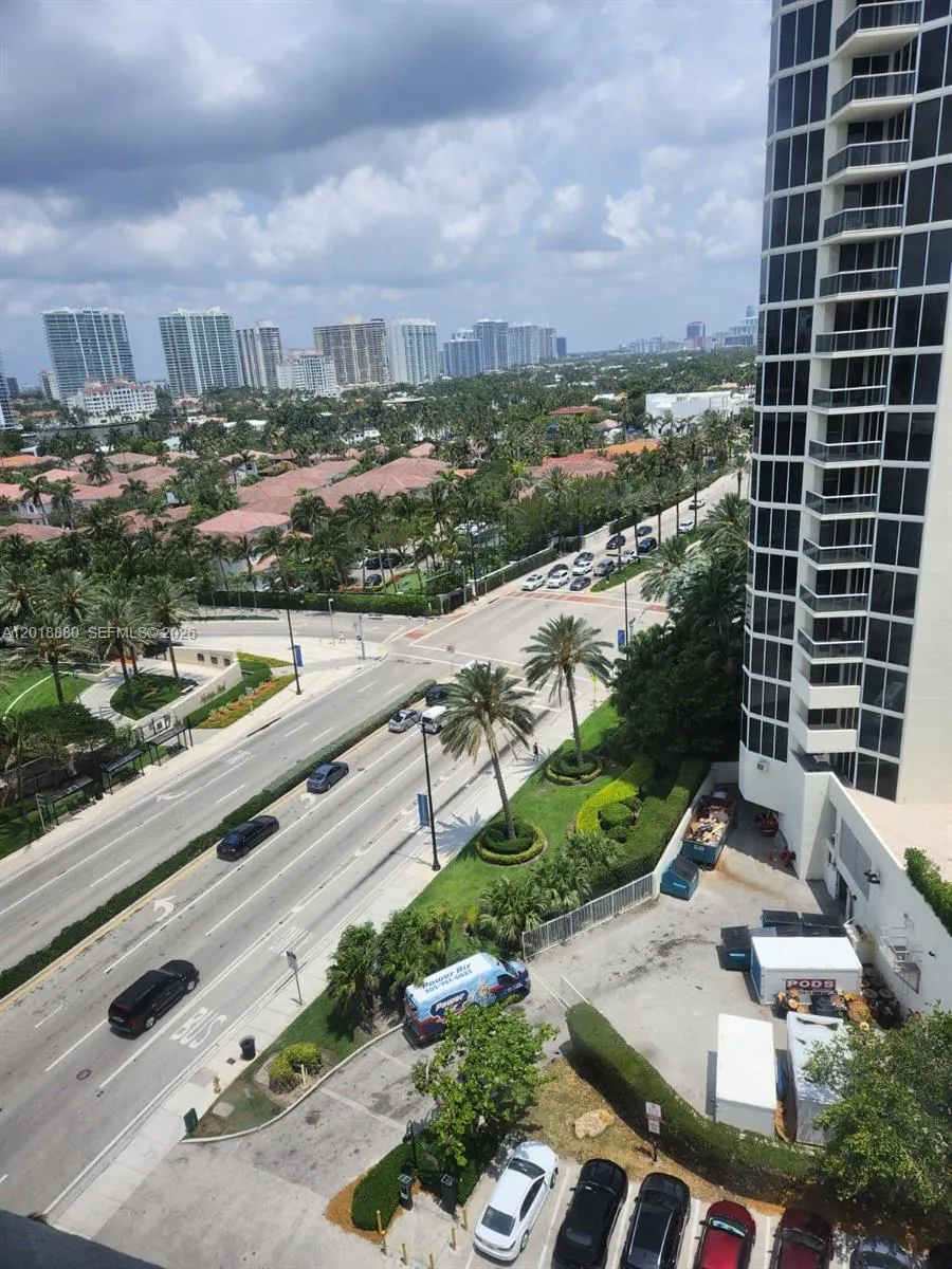 19201 Collins Ave # 1028, Sunny Isles Beach FL 33160