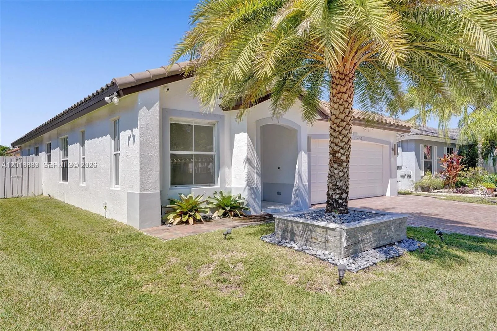 2266 NW 208th Ter, Pembroke Pines FL 33029