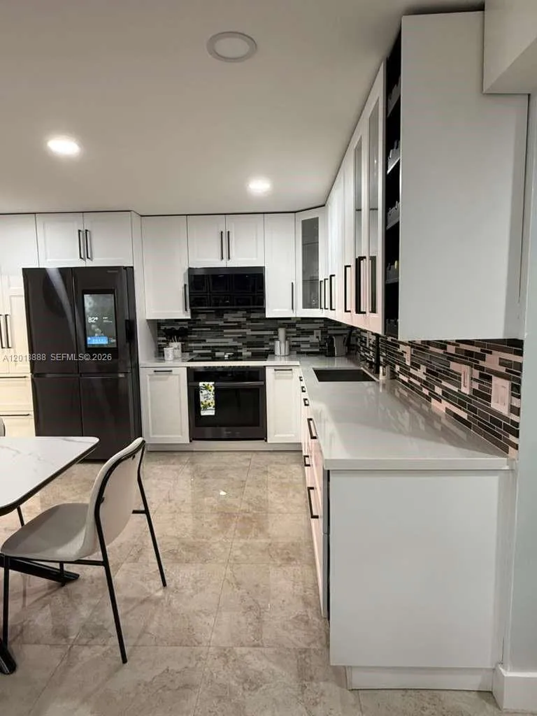 11115 W Okeechobee Rd # 124, Hialeah Gardens FL 33018