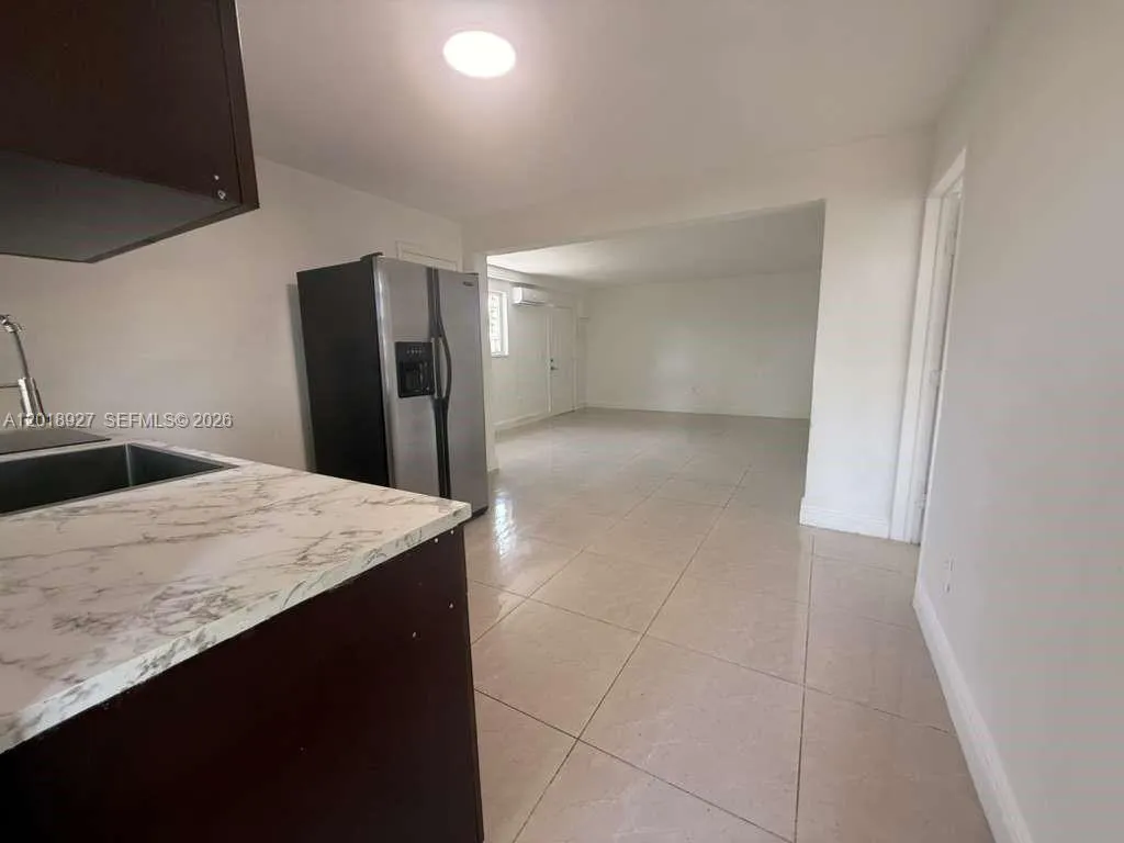 435 NW 44th Ave, Miami FL 33126