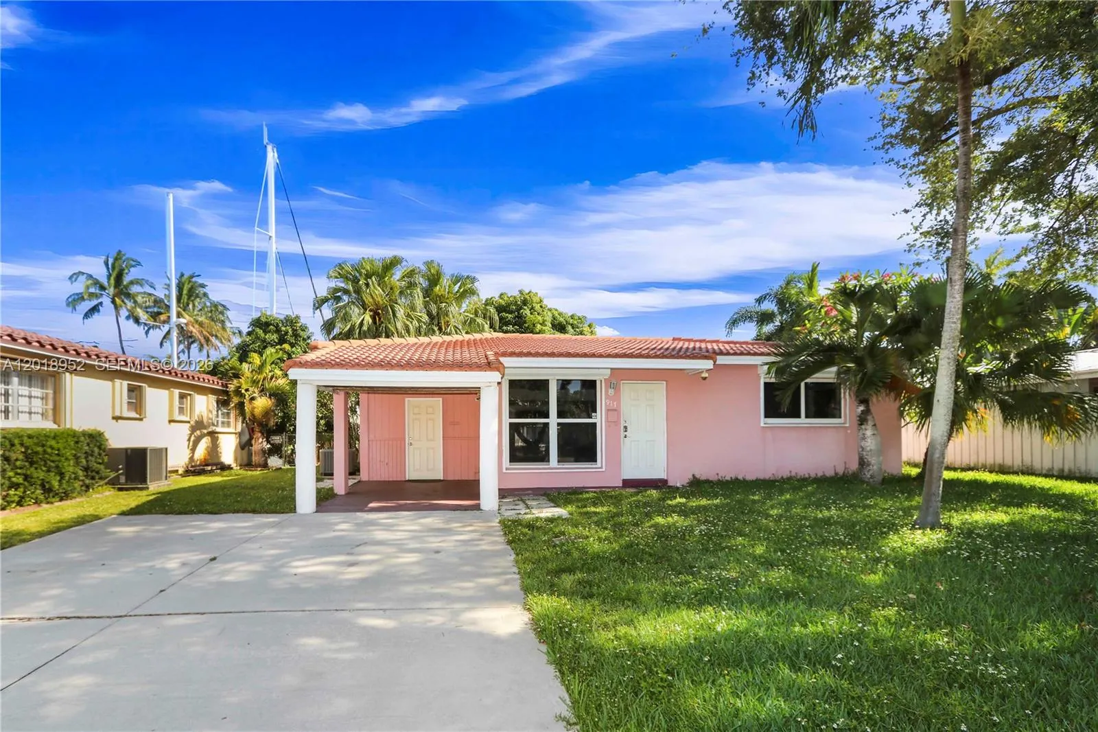 2 bedroom 1 bath for sale at 917 Mandarin Isle, Fort Lauderdale FL 33315