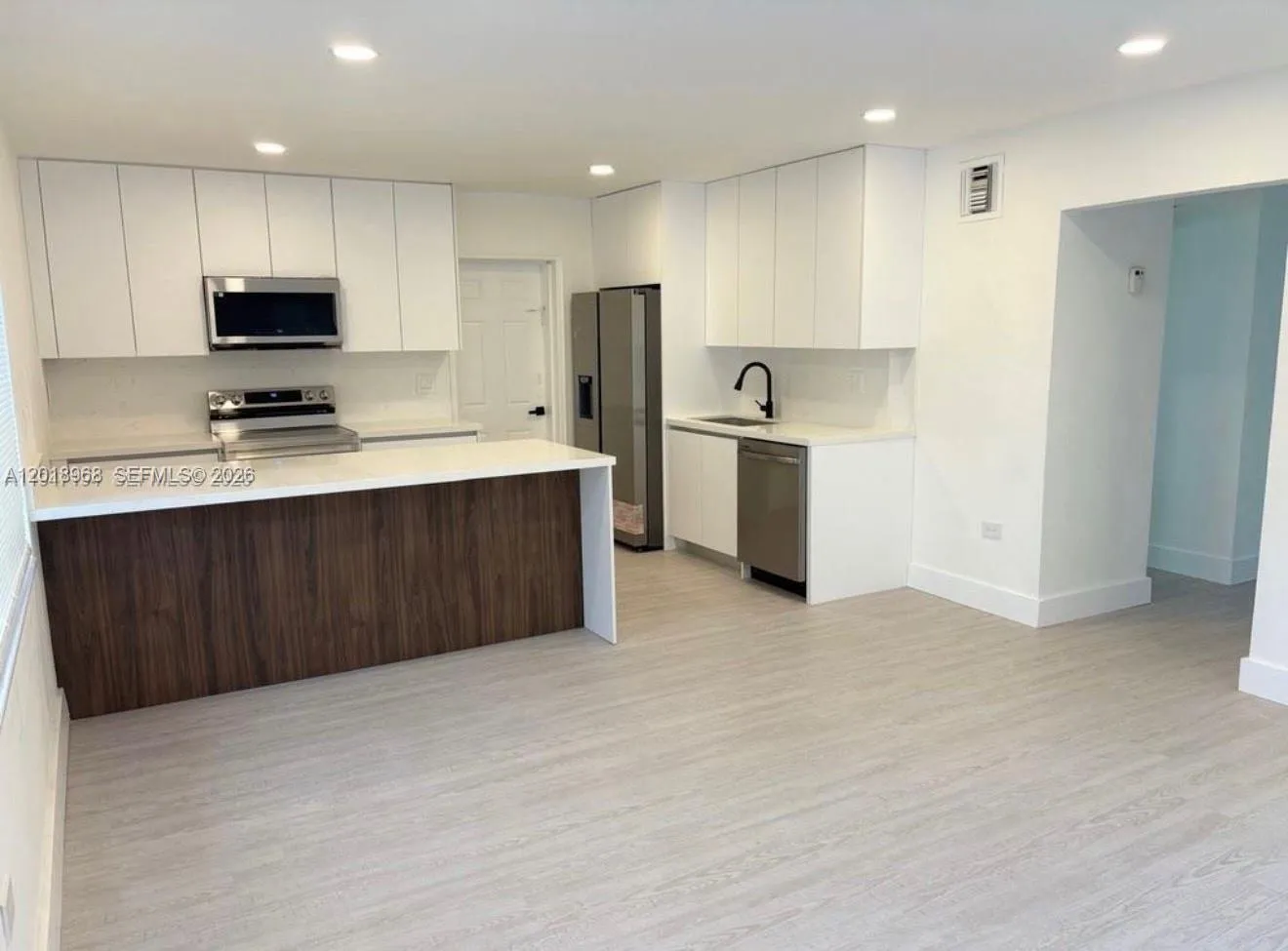 6104 SW 33rd St, Miramar FL 33023