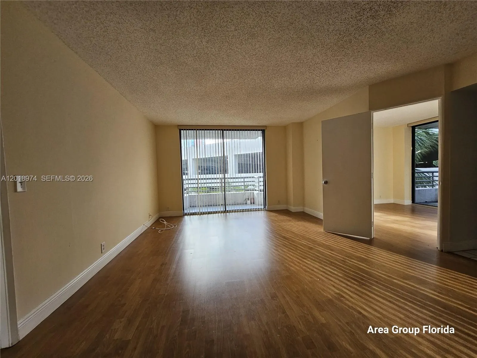 3300 NE 191st St # 318, Aventura FL 33180