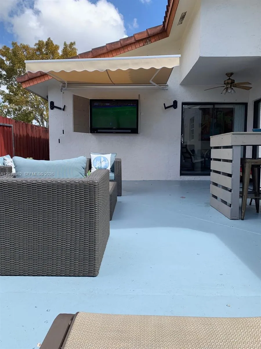 15385 SW 79th Ter, Miami FL 33193