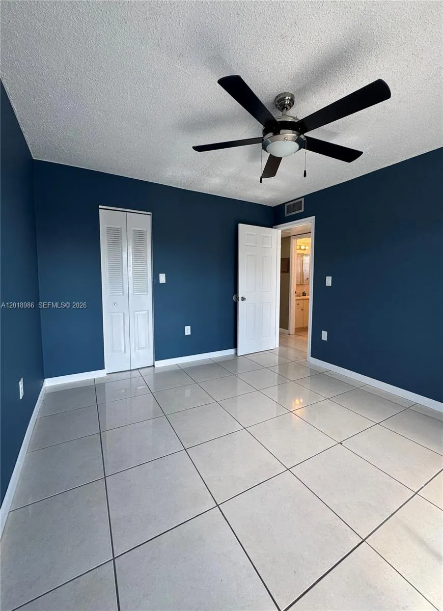 65 NE 202nd Ter # Q33, Miami Gardens FL 33179