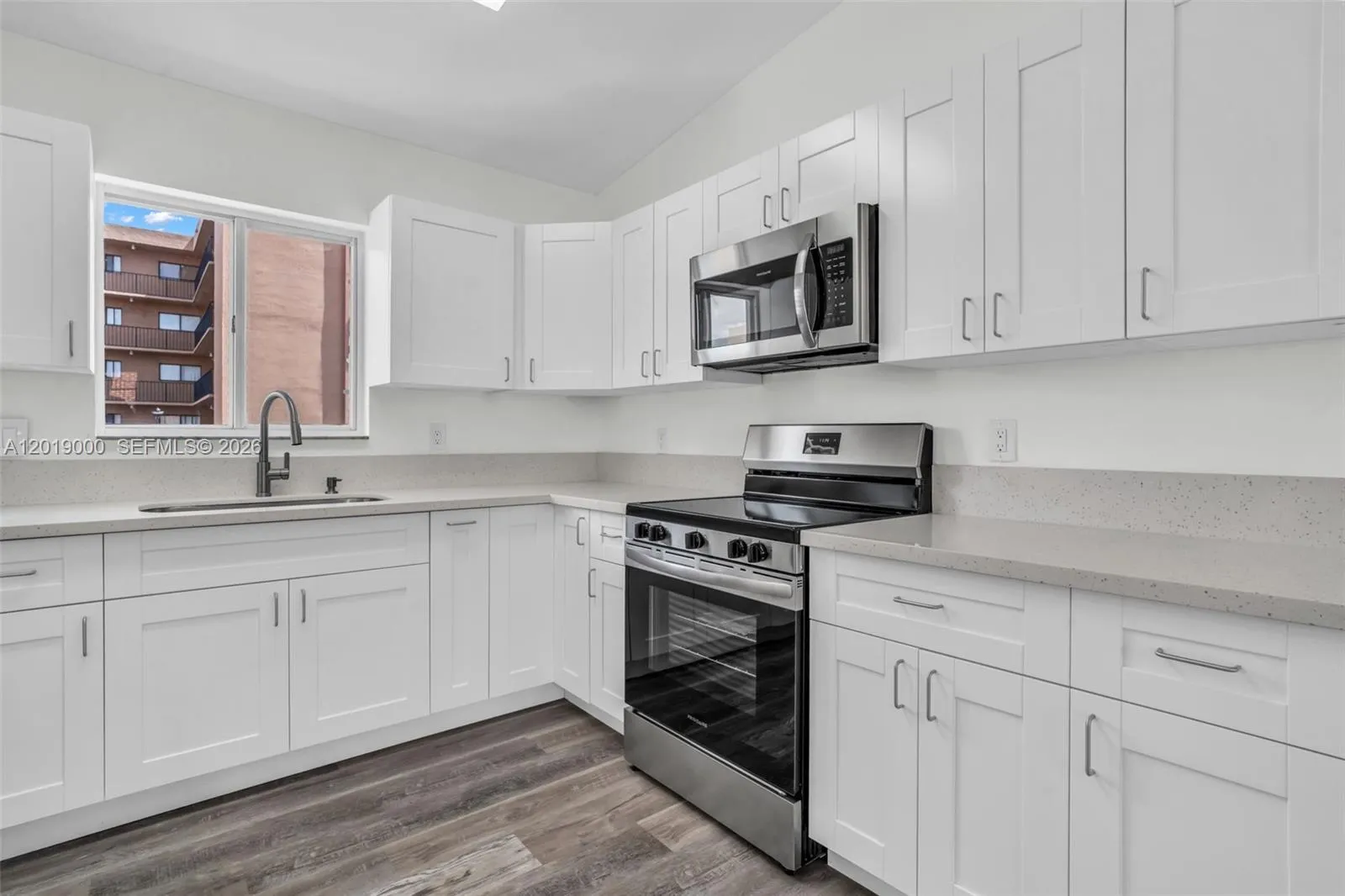 10101 W Okeechobee Rd # 16202, Hialeah Gardens FL 33016