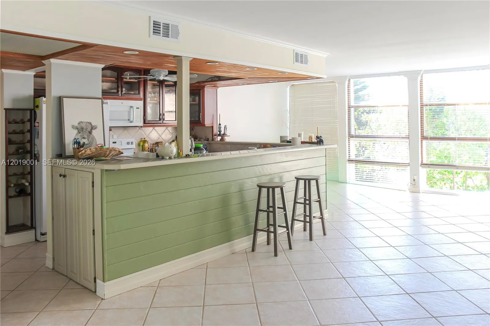2001 Atlantic Shores Blvd # 312, Hallandale Beach FL 33009