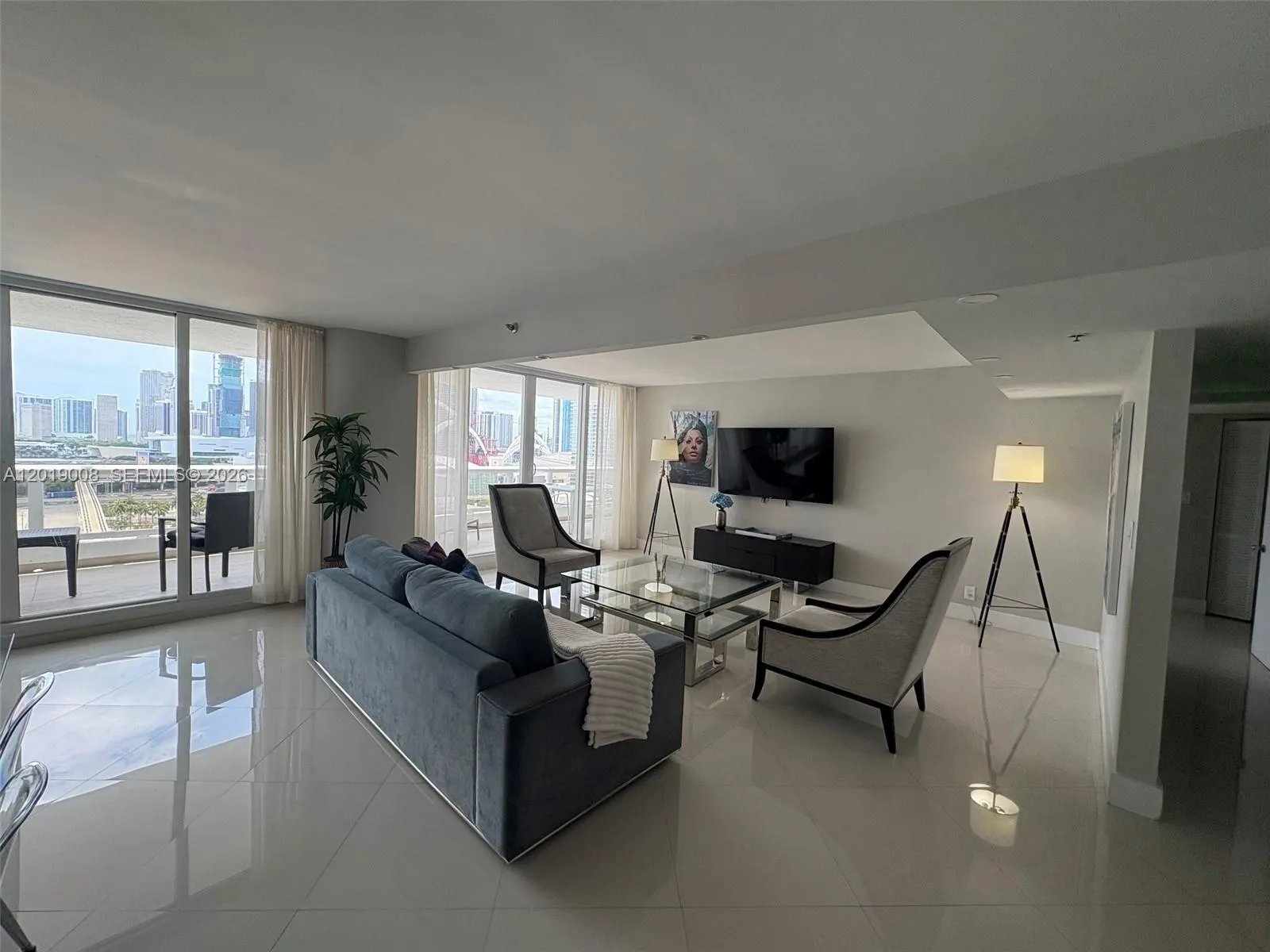 1717 N Bayshore Dr # 2054, Miami FL 33132