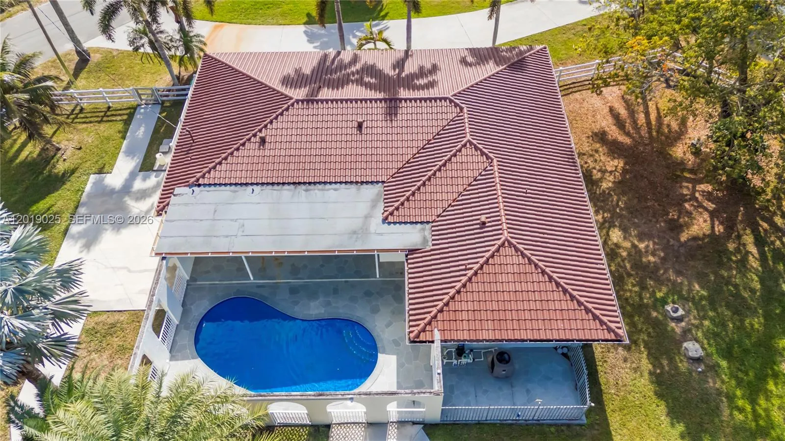 18201 SW 70th Pl, Southwest Ranches FL 33331