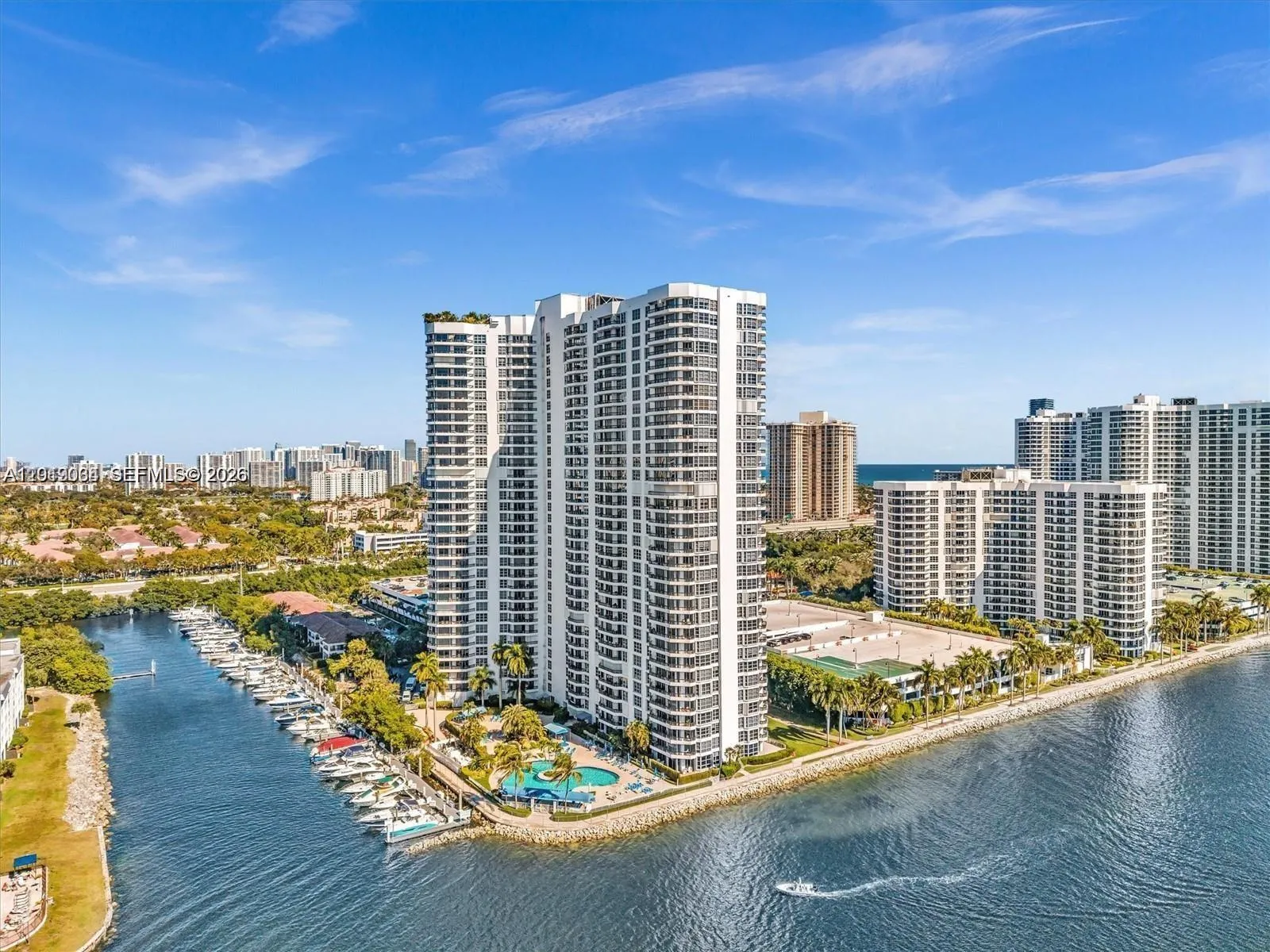 2 bedroom 2 bath for sale at 3530 Mystic Pointe Dr # 1205, Aventura FL 33180