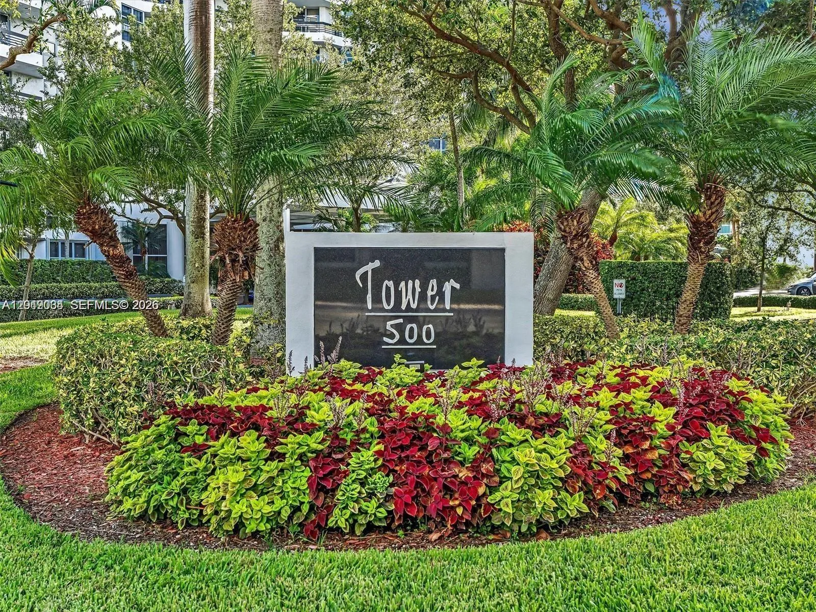 3530 Mystic Pointe Dr # 1205, Aventura FL 33180