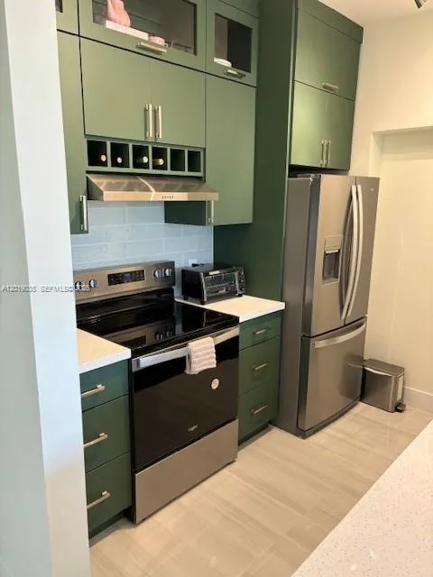 1900 Van Buren St # 511B, Hollywood FL 33020