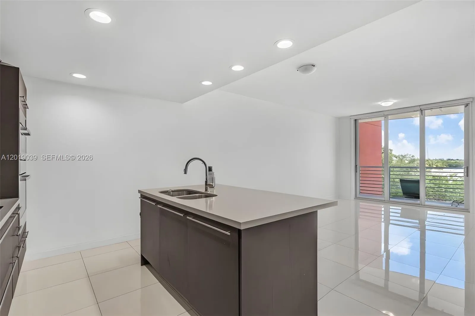 7661 NW 107th Ave # 409, Doral FL 33178