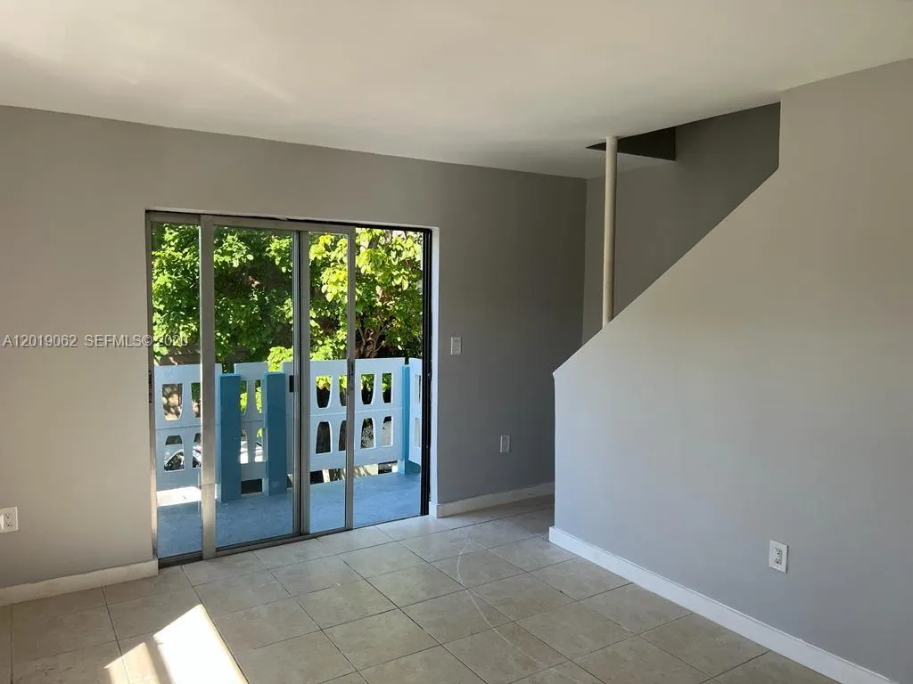 7820 NE Bayshore Ct # 209, Miami FL 33138