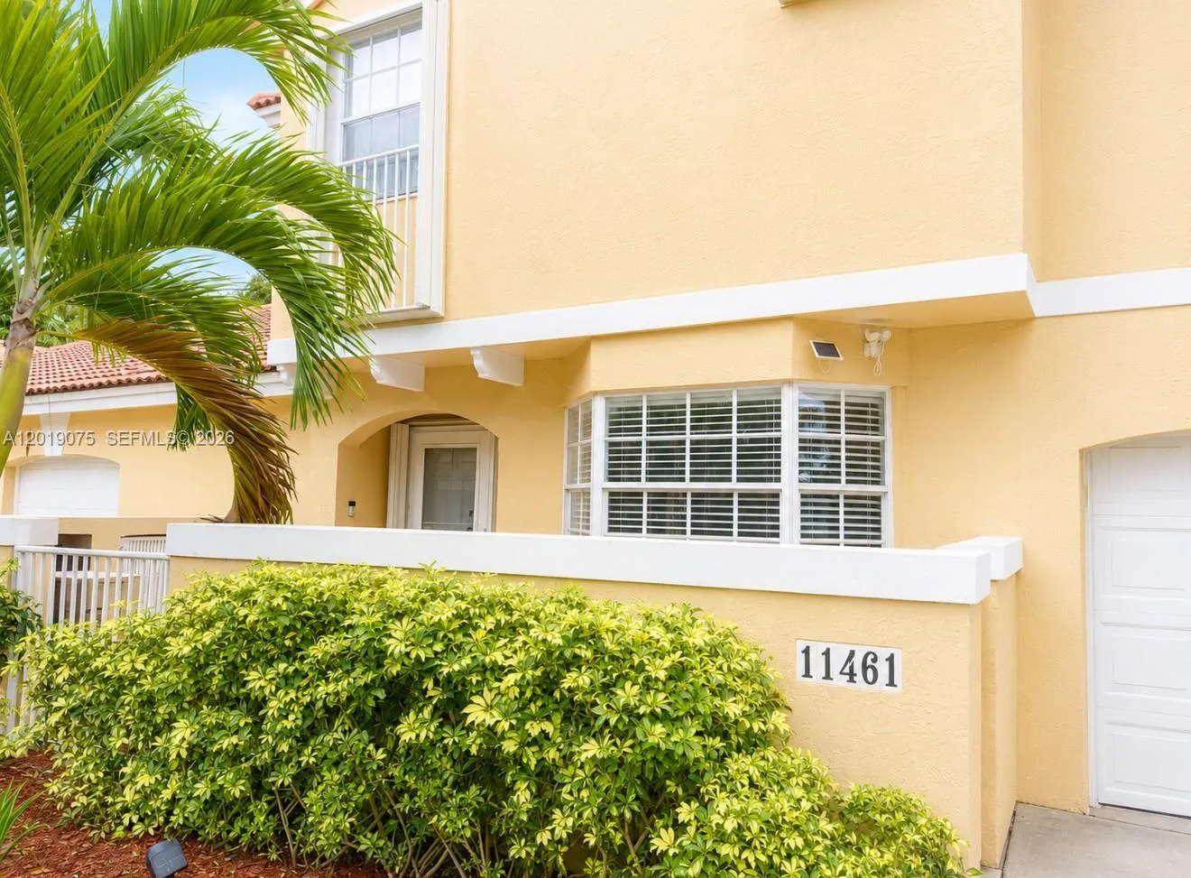 11461 Lakeview Dr # 8A, Coral Springs FL 33071
