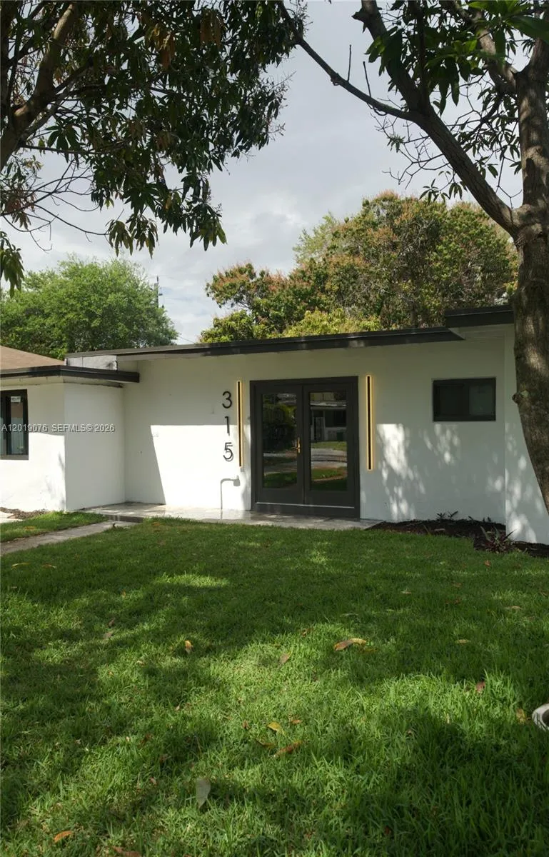 315 NW 127th St # 0, North Miami FL 33168