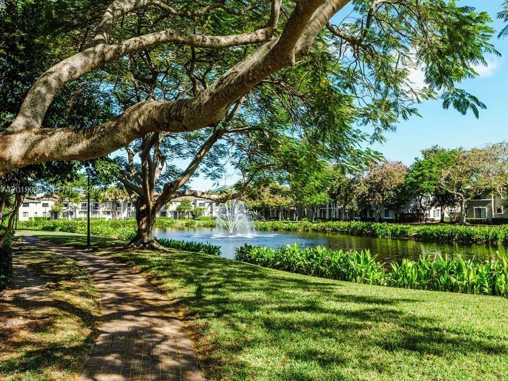 100 Portofino Drive, Palm Beach Gardens FL 33418