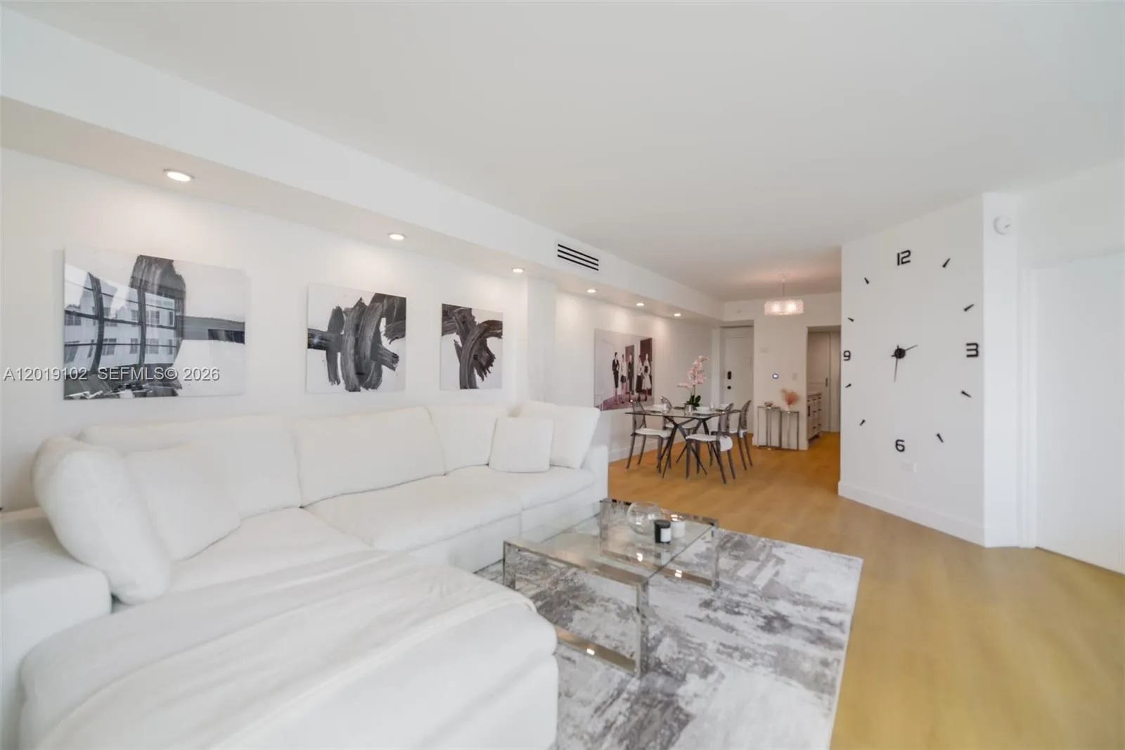 801 Brickell Bay Dr # 1962, Miami FL 33131