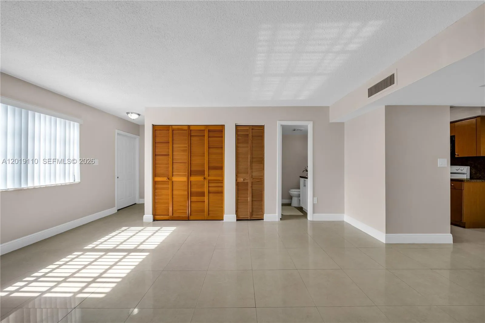 671 W 80th St # 0, Hialeah FL 33014